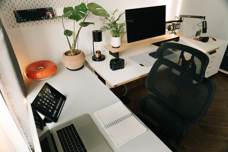 Tips for Creating an Inviting and Functional Home Workspace